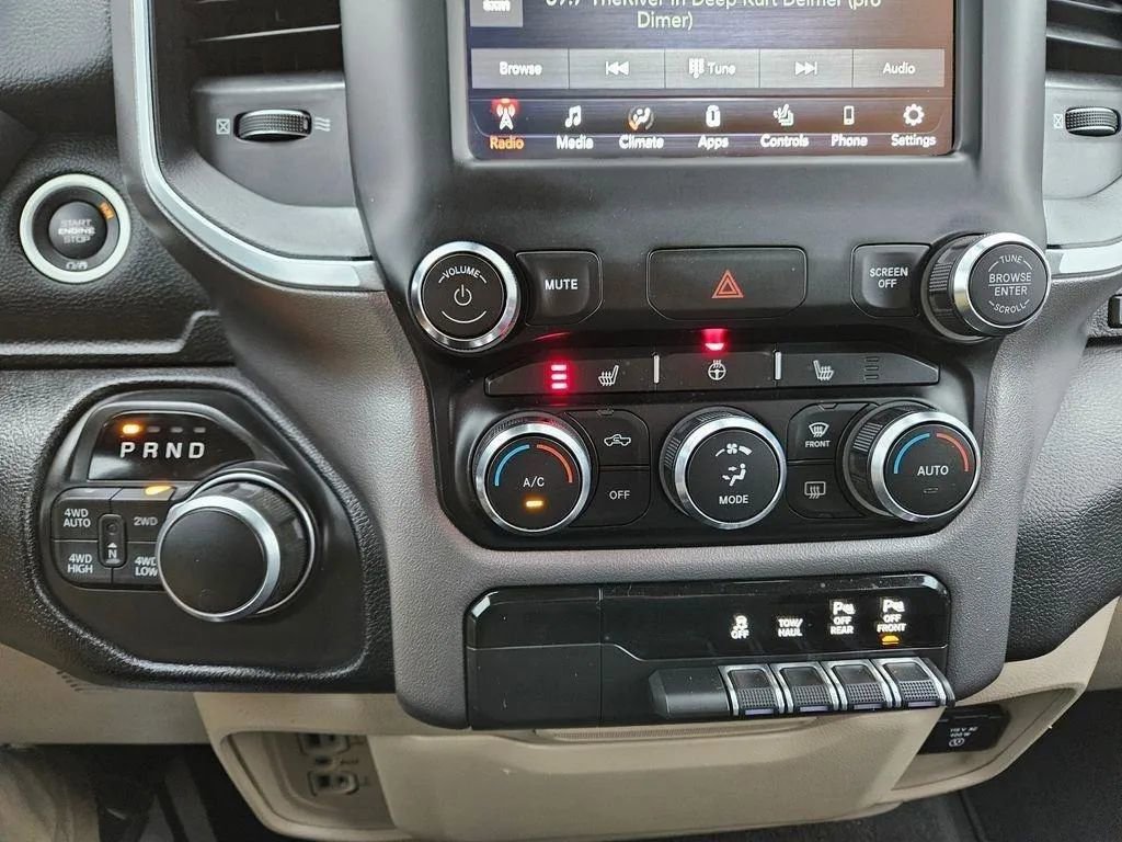 Used 2020 RAM 1500 Big Horn image 18