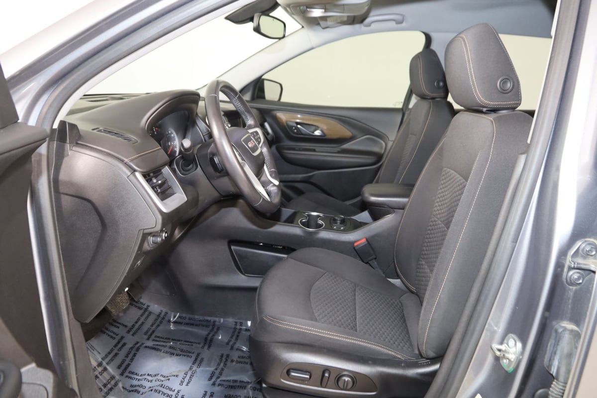 Used 2018 GMC Terrain SLE w/ Driver Convenience Package FWD image 11