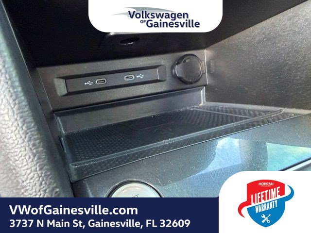 Certified 2024 Volkswagen Tiguan SEL R-Line AWD/4WD image 29