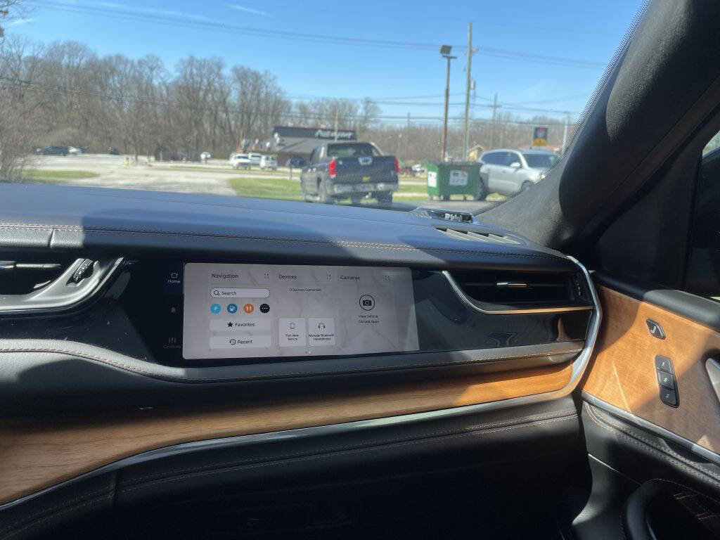 Used 2023 Jeep Grand Cherokee L Summit image 42