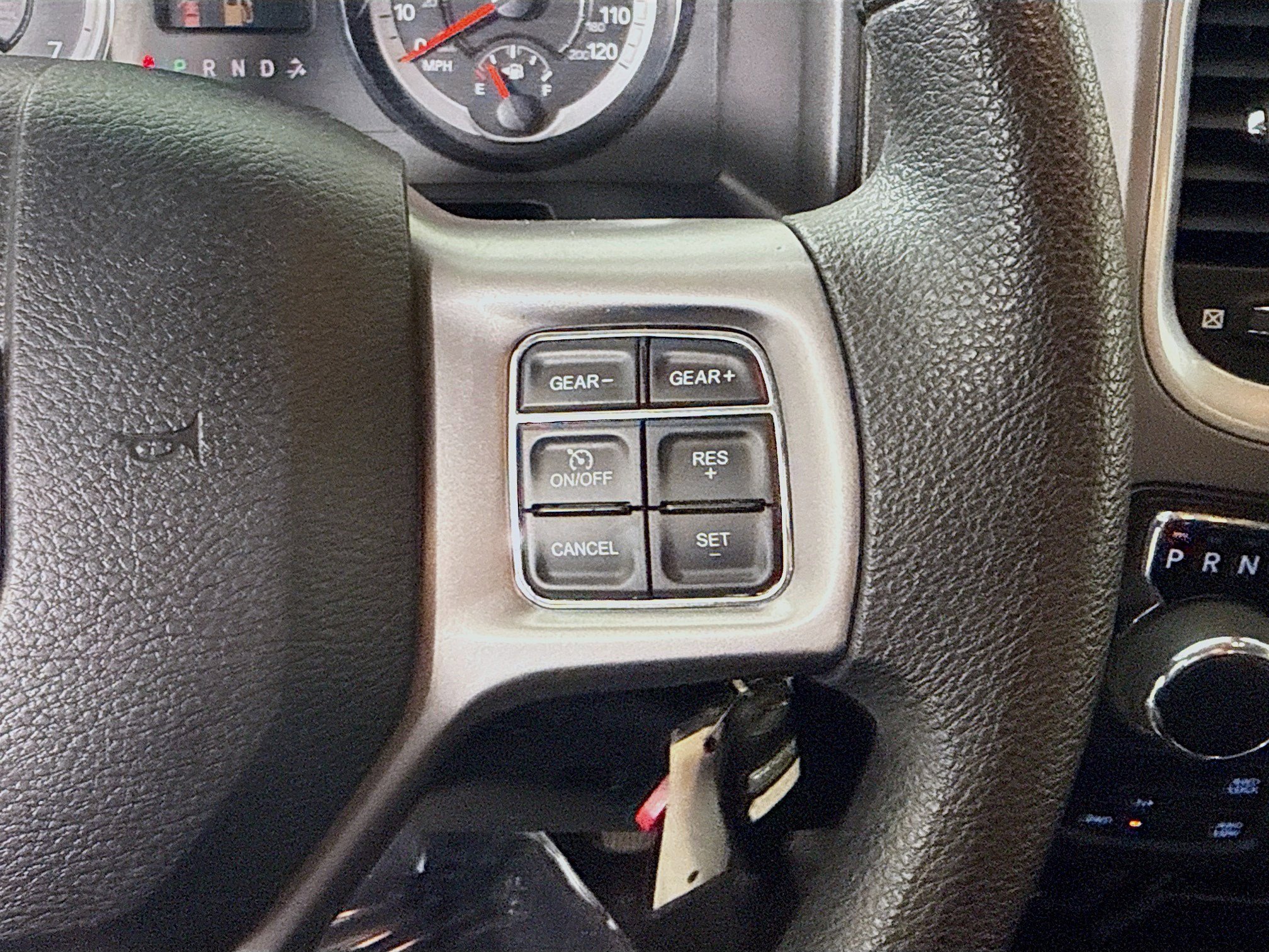 Used 2022 RAM 1500 Classic SLT image 15