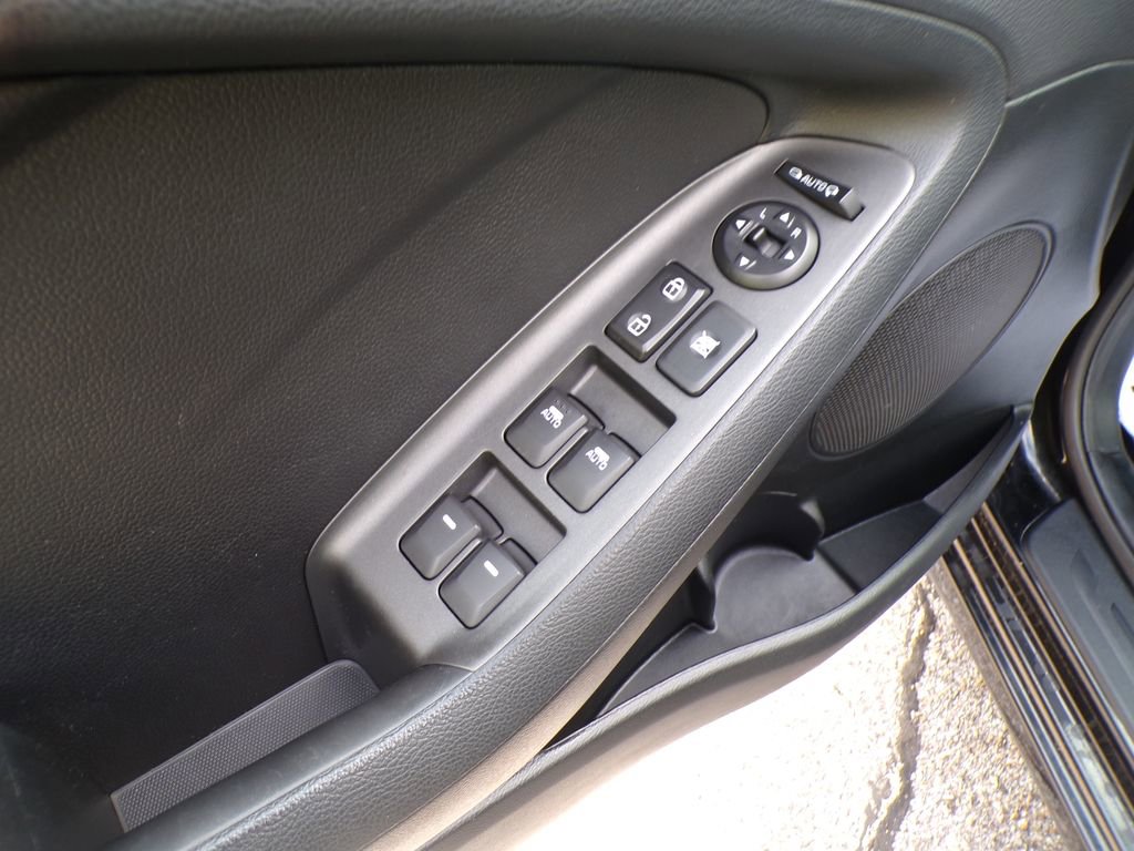 Used 2015 Kia Forte EX w/ Protection Package FWD image 23