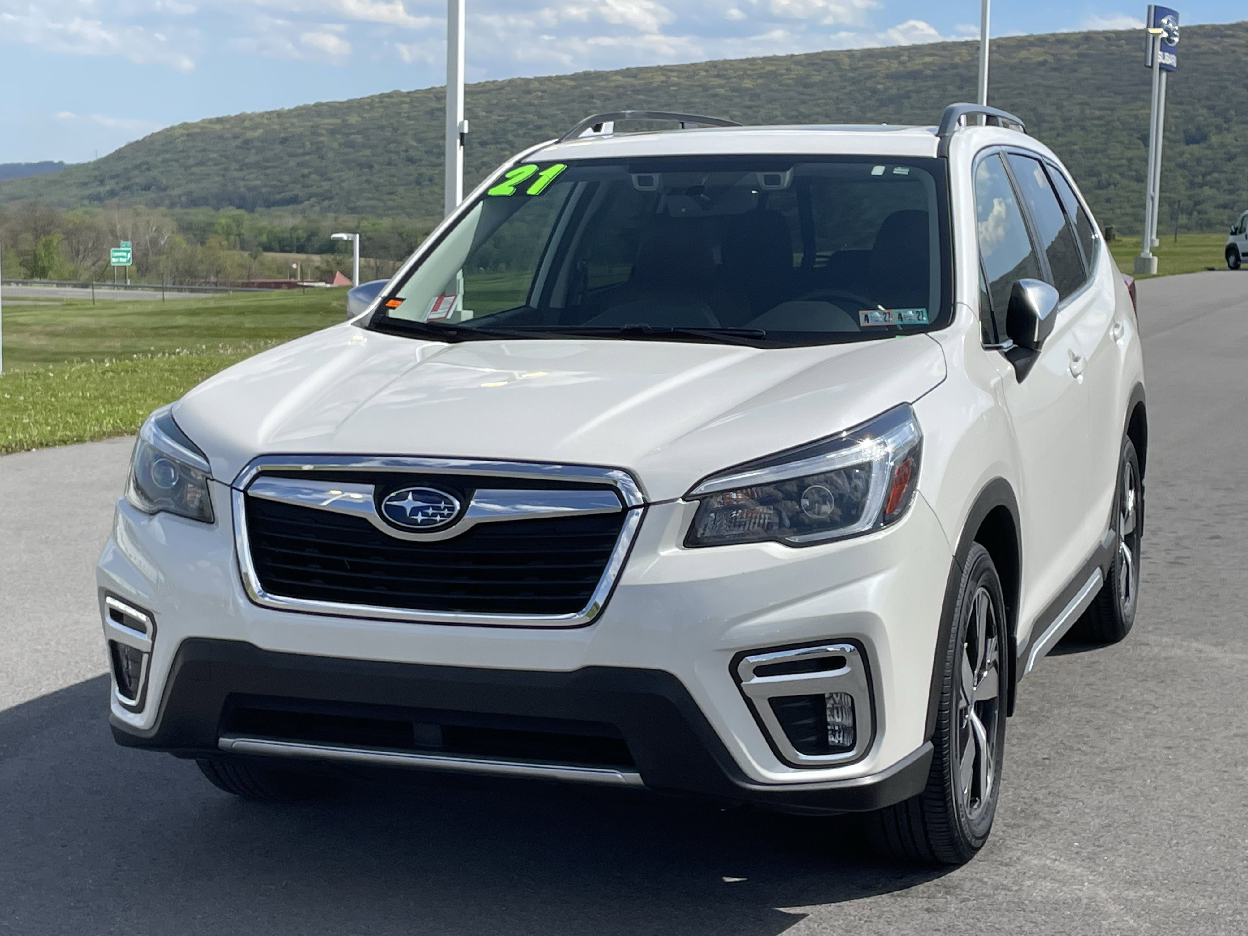 Certified 2021 Subaru Forester Touring AWD/4WD image 8