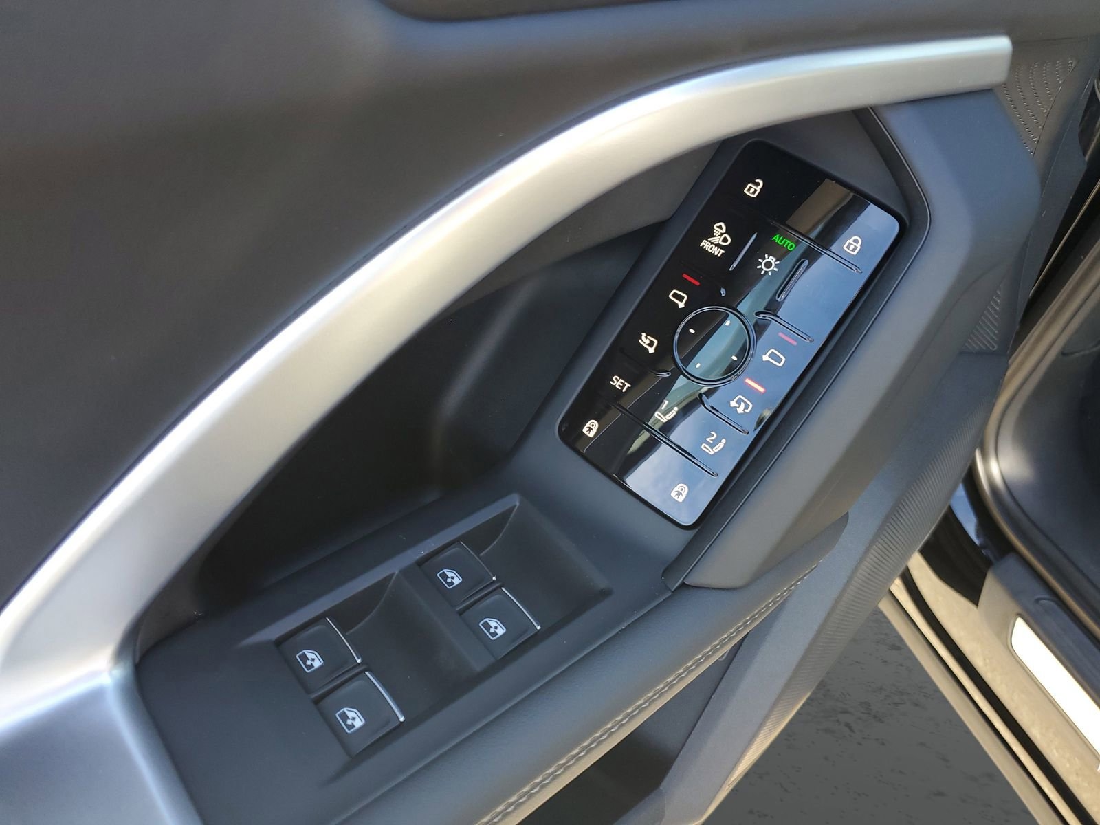 New 2025 Audi Q5 Premium Plus image 22