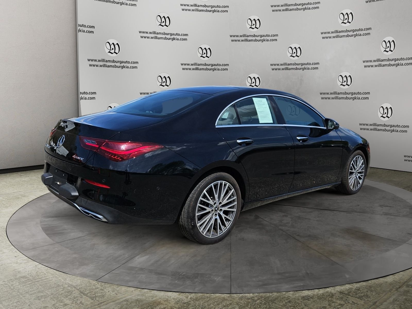 Used 2025 Mercedes-Benz CLA 250 4MATIC image 5