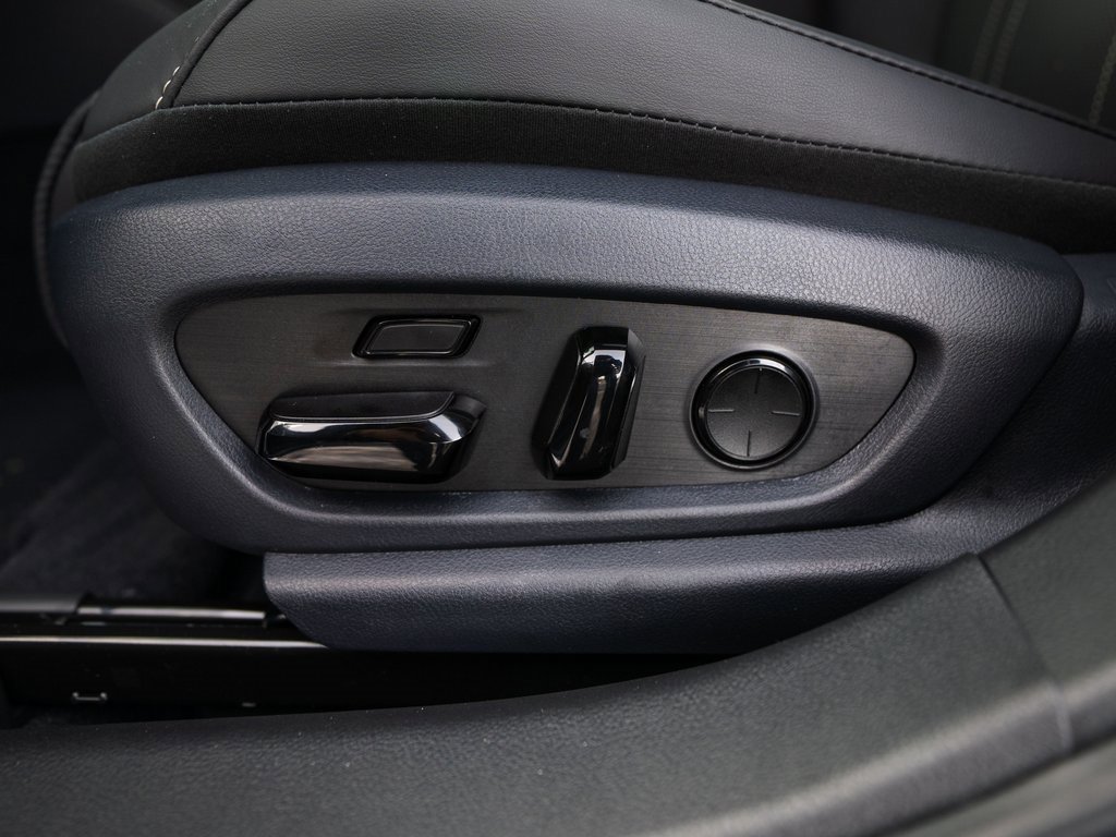 New 2025 Lexus ES 350 Luxury image 17