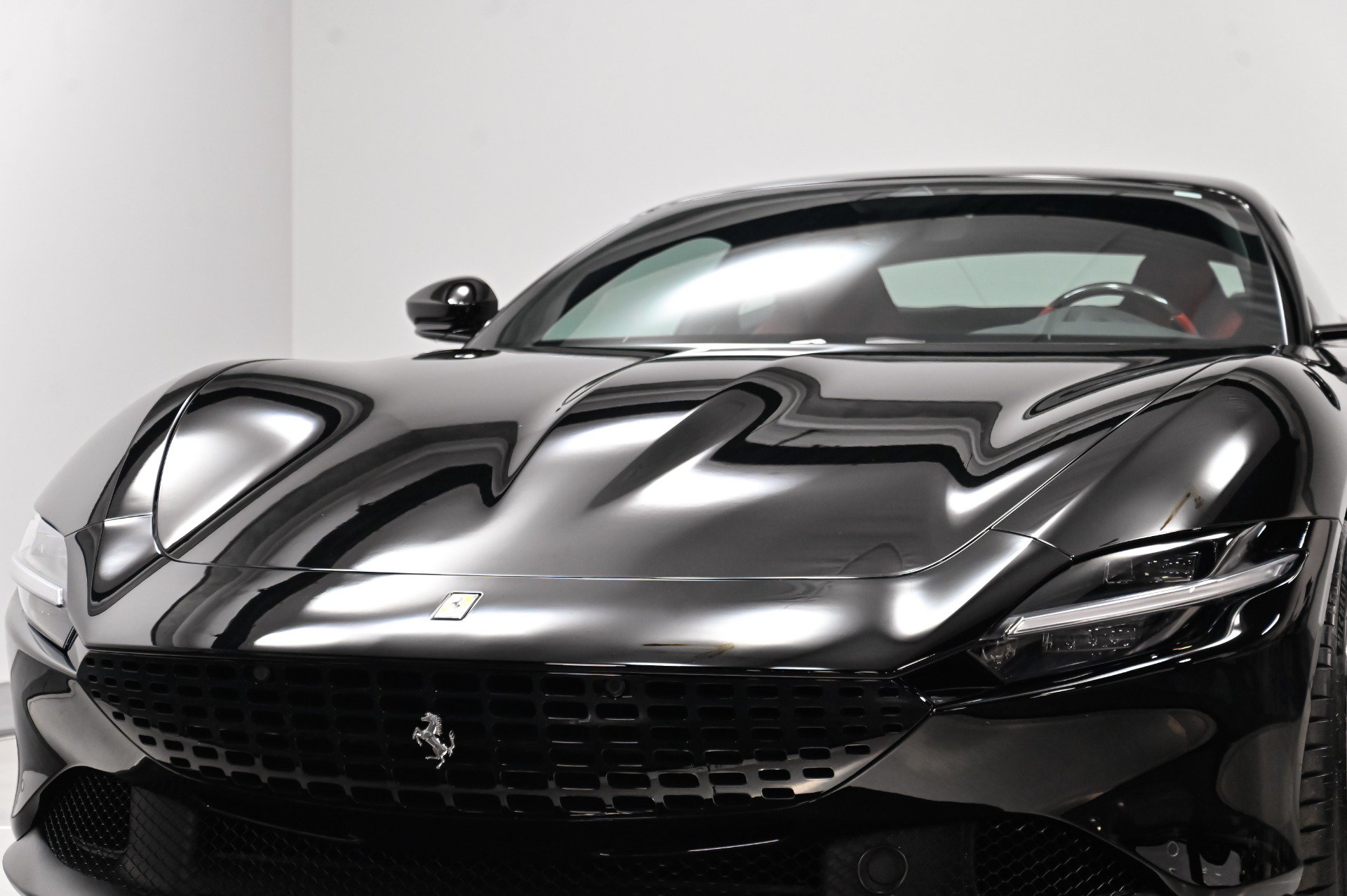 Used 2022 Ferrari Roma RWD image 79