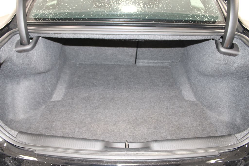 Used 2022 Dodge Charger SXT RWD image 13