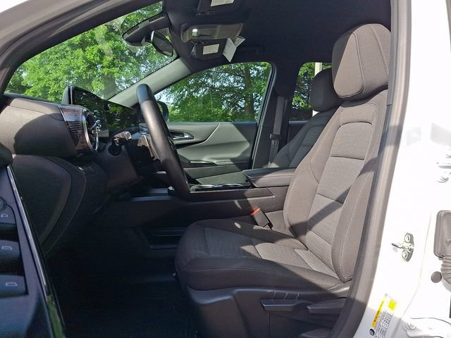 Used 2025 Chevrolet Equinox LT FWD image 13