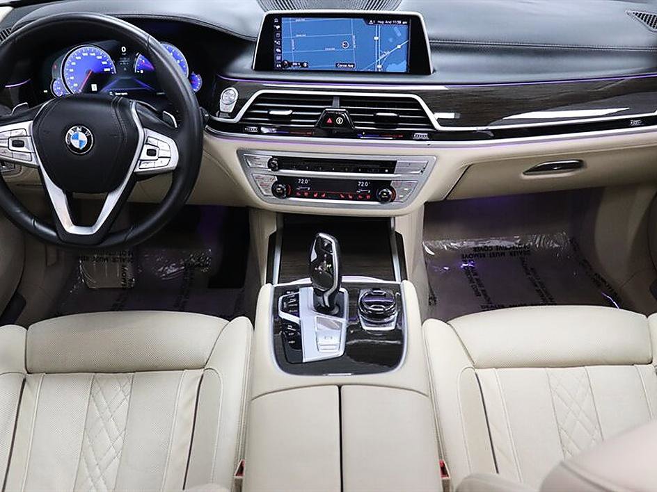Used 2017 BMW 740i RWD image 28