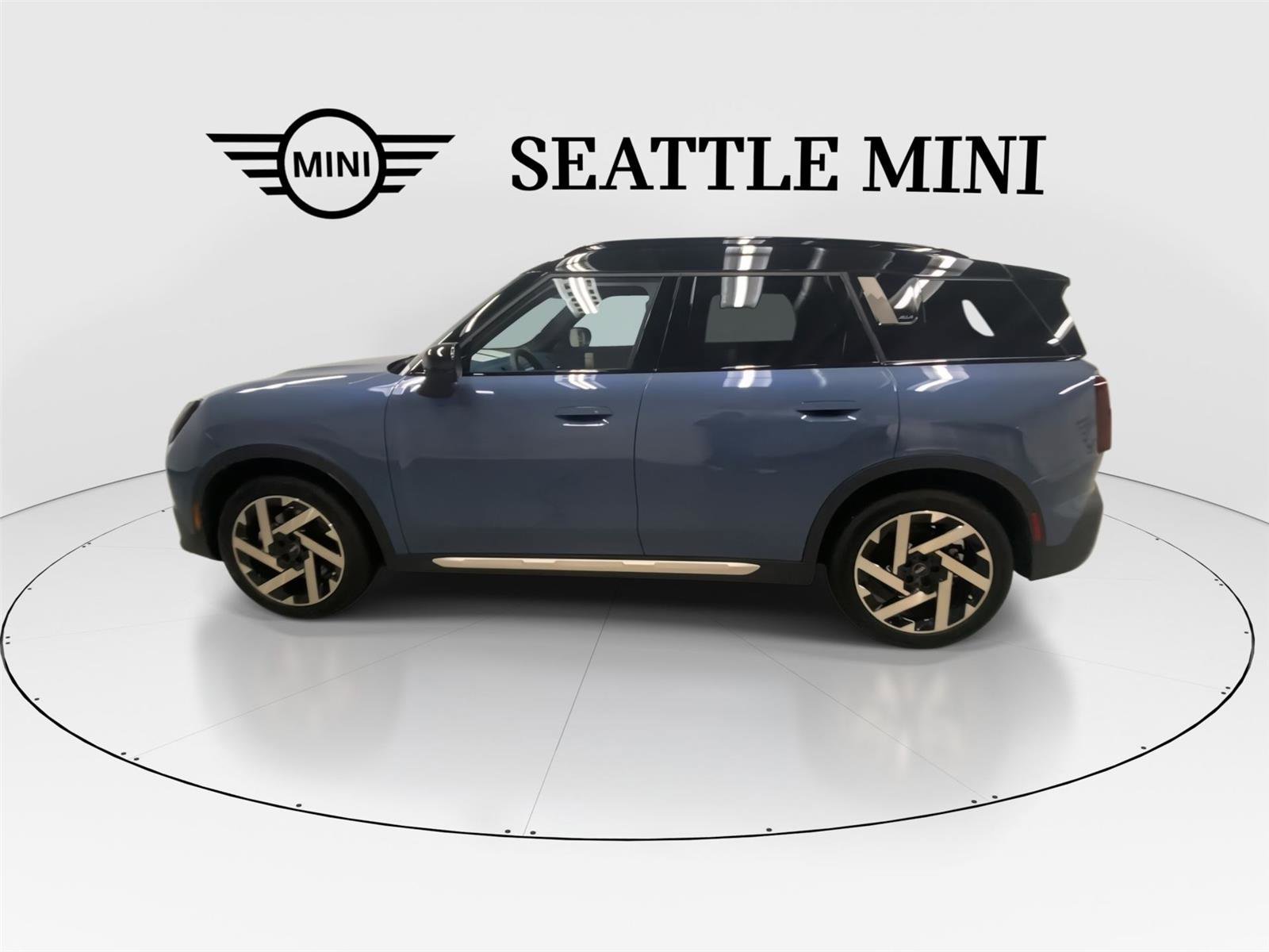 Certified 2025 MINI Cooper Countryman S w/ Comfort Package Max image 7