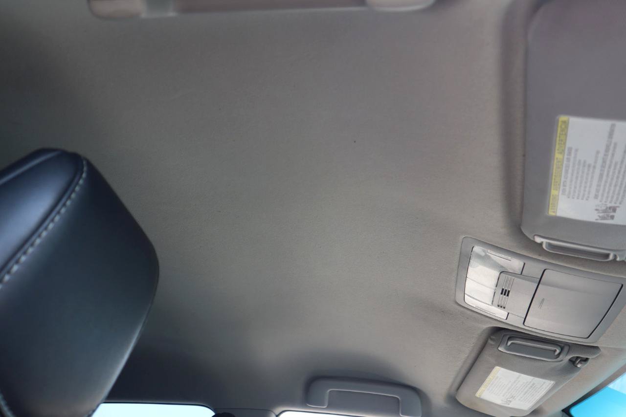 Used 2012 Toyota Camry SE FWD image 22