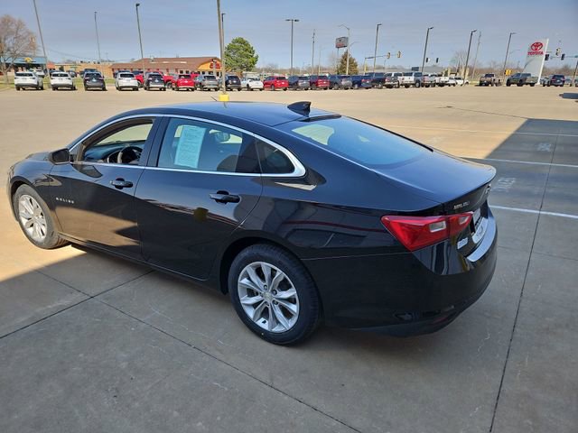 Used 2025 Chevrolet Malibu LT image 3