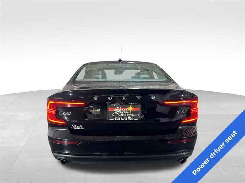 Used 2019 Volvo S60 T6 Momentum w/ Premium Package image 6