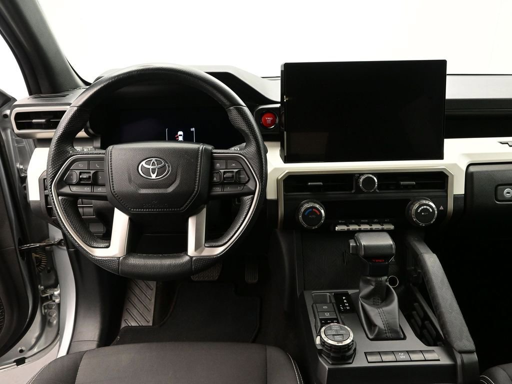 Used 2024 Toyota Tacoma TRD Off-Road image 15