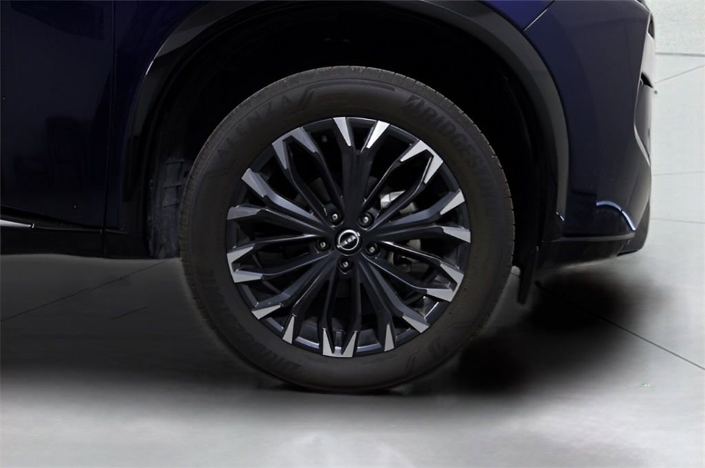 Used 2024 Nissan Rogue Platinum w/ Platinum Premium Package image 36