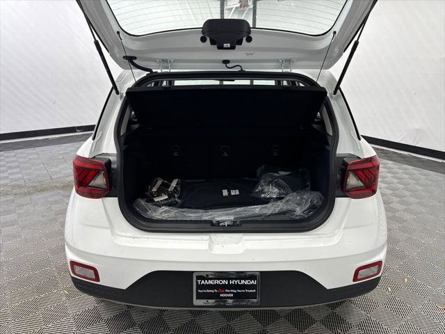 New 2026 Hyundai Venue SEL image 18