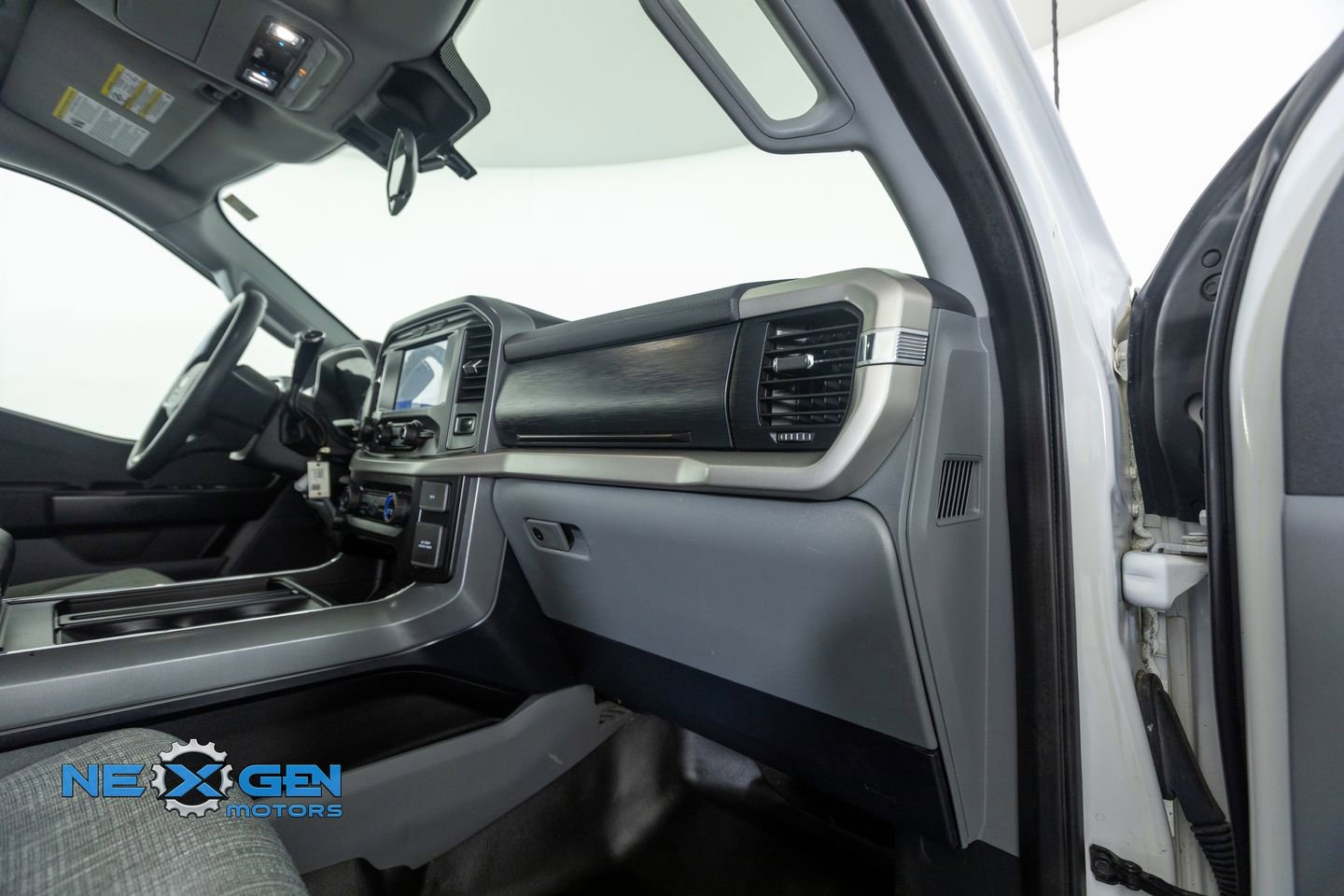 Used 2021 Ford F150 XLT w/ Trailer Tow Package AWD/4WD image 39