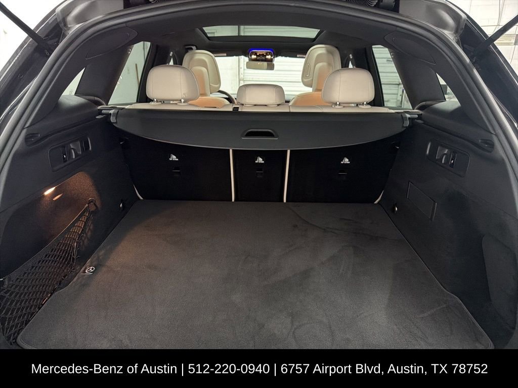 Used 2025 Mercedes-Benz GLC 300 4MATIC image 25