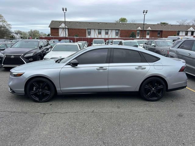 Used 2023 Honda Accord Sport image 9