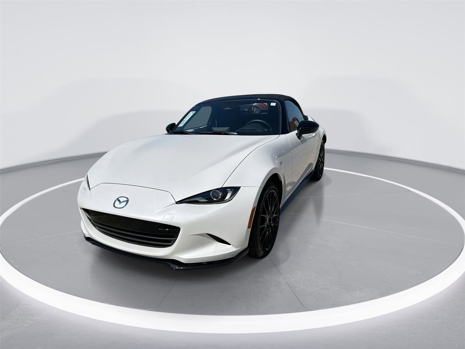 Certified 2025 MAZDA MX-5 Miata Club w/ Brembo/BBS Recaro Package RWD image 4