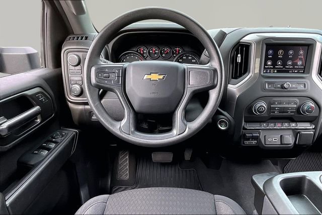 Used 2024 Chevrolet Silverado 2500 Custom w/ Custom Convenience Package image 8