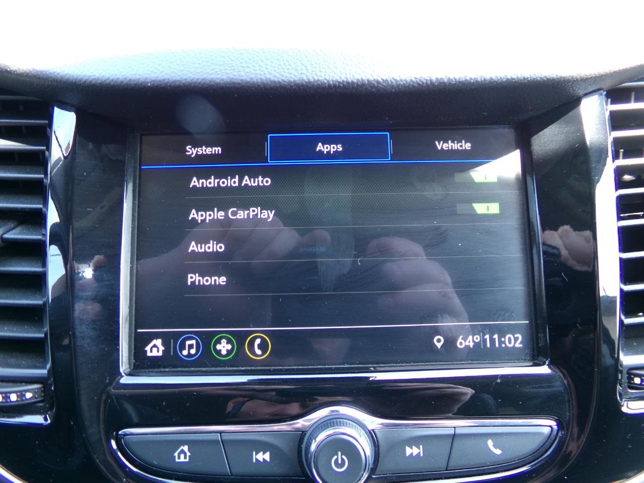 Used 2019 Chevrolet Trax LT w/ LT Convenience Package AWD/4WD image 27