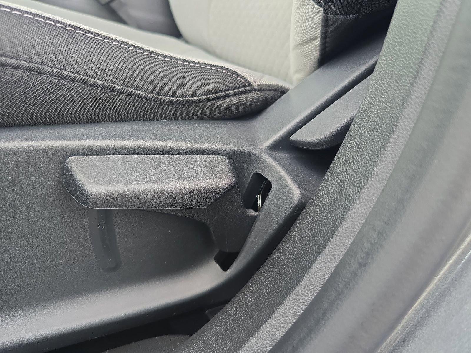 New 2026 Ford Escape Active w/ Tech Pack #1 FWD image 15