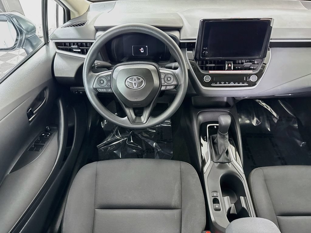 Certified 2026 Toyota Corolla LE FWD image 4