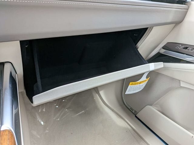 New 2026 Cadillac Escalade Platinum Luxury w/ LPO, Floor Liner Package AWD/4WD image 26