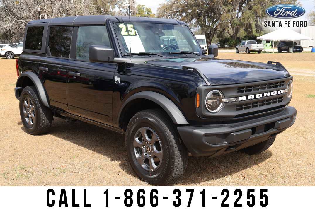 Used 2025 Ford Bronco Big Bend image 5