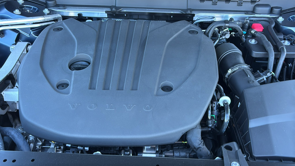 New 2027 Volvo XC60 B5 Ultra AWD/4WD image 31