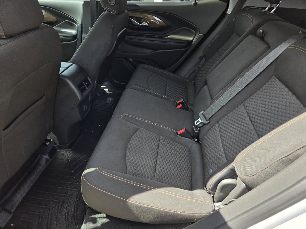 Used 2020 GMC Terrain SLE FWD image 12