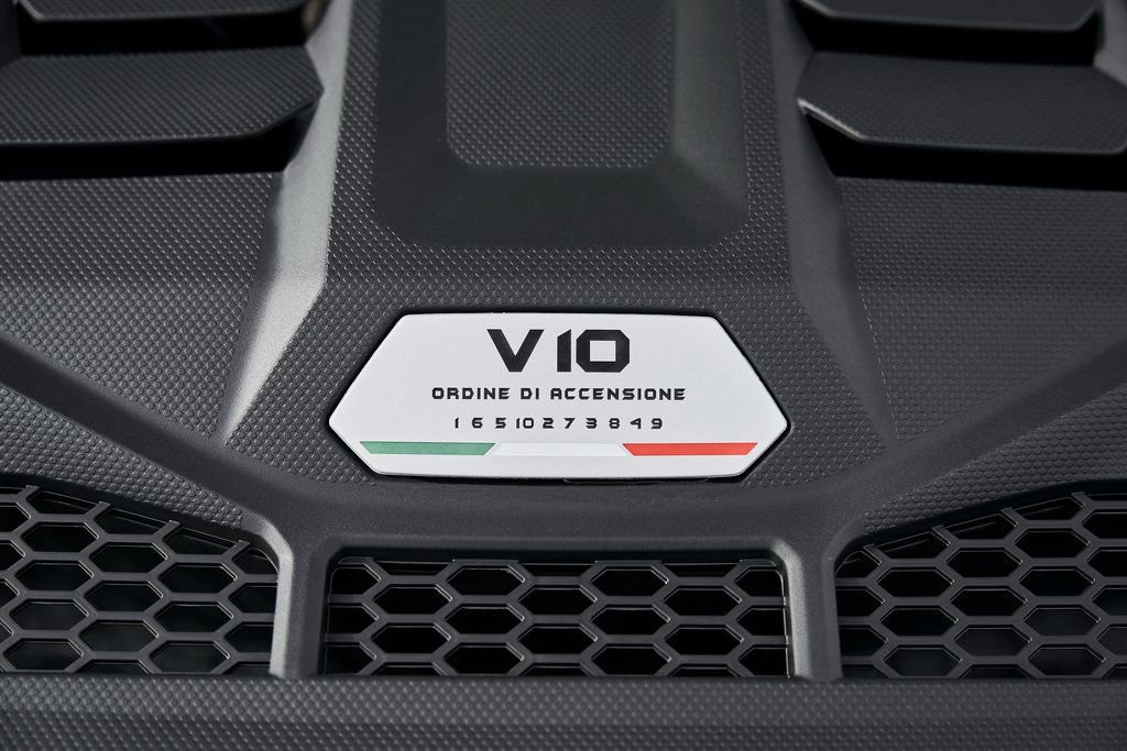 Used 2023 Lamborghini Huracan EVO image 26
