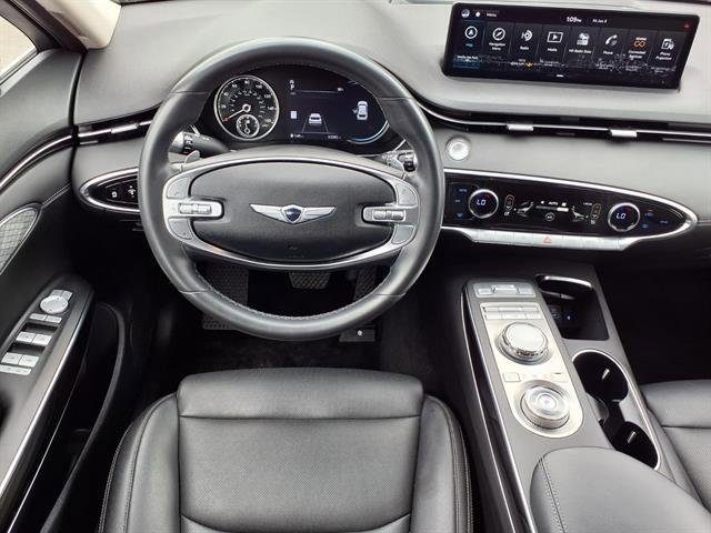 Used 2025 Genesis GV70 2.5T AWD/4WD image 6