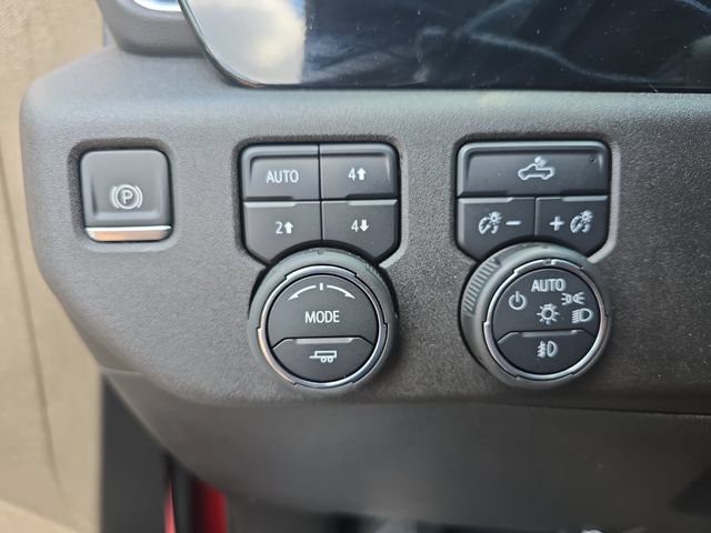 Used 2024 Chevrolet Silverado 1500 RST w/ Z71 Off-Road Package AWD/4WD image 28