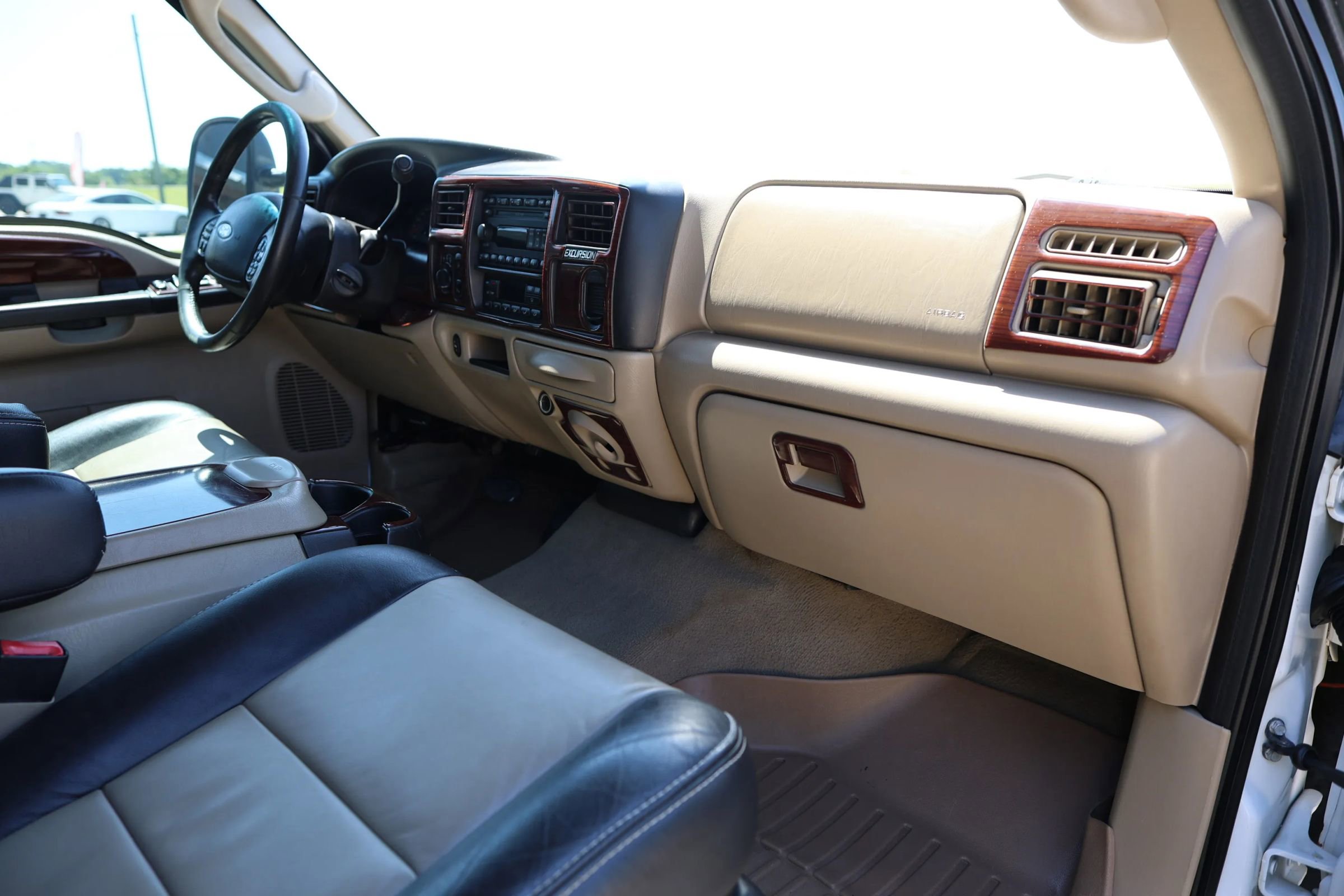 Used 2005 Ford Excursion Eddie Bauer AWD/4WD image 40