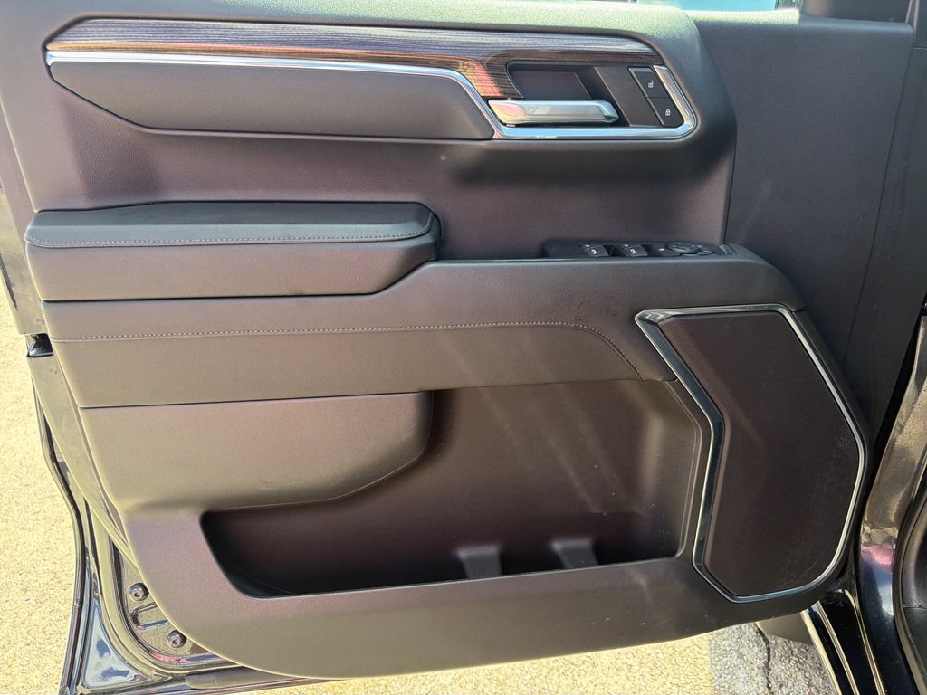 Certified 2024 Chevrolet Silverado 1500 LT AWD/4WD image 14