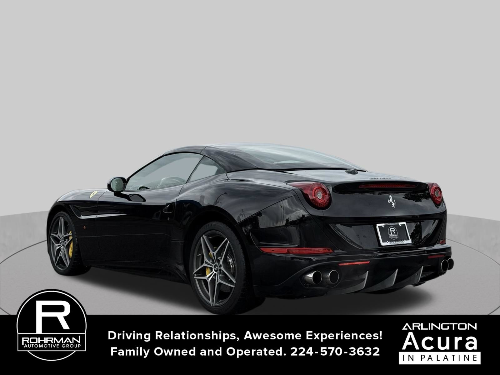 Used 2015 Ferrari California T RWD image 3
