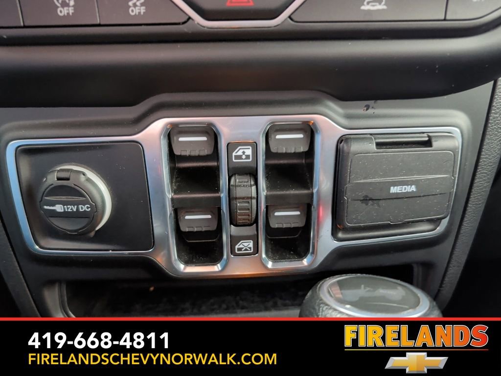 Used 2022 Jeep Wrangler Unlimited Sport image 30