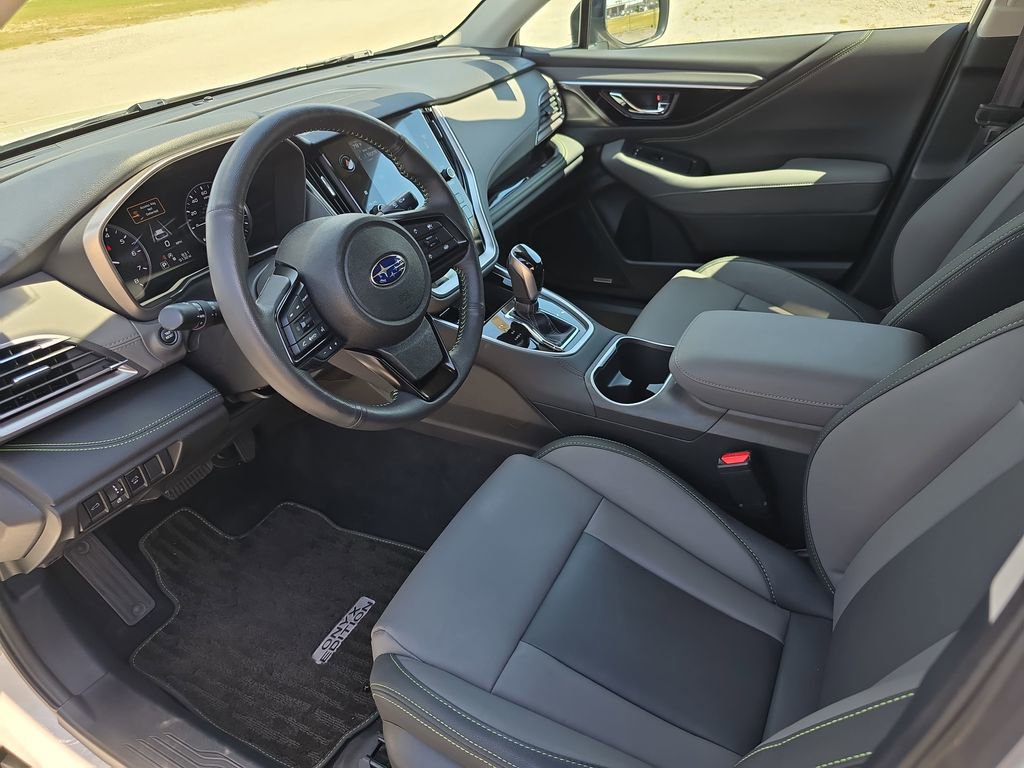 Certified 2025 Subaru Outback Onyx Edition AWD/4WD image 13