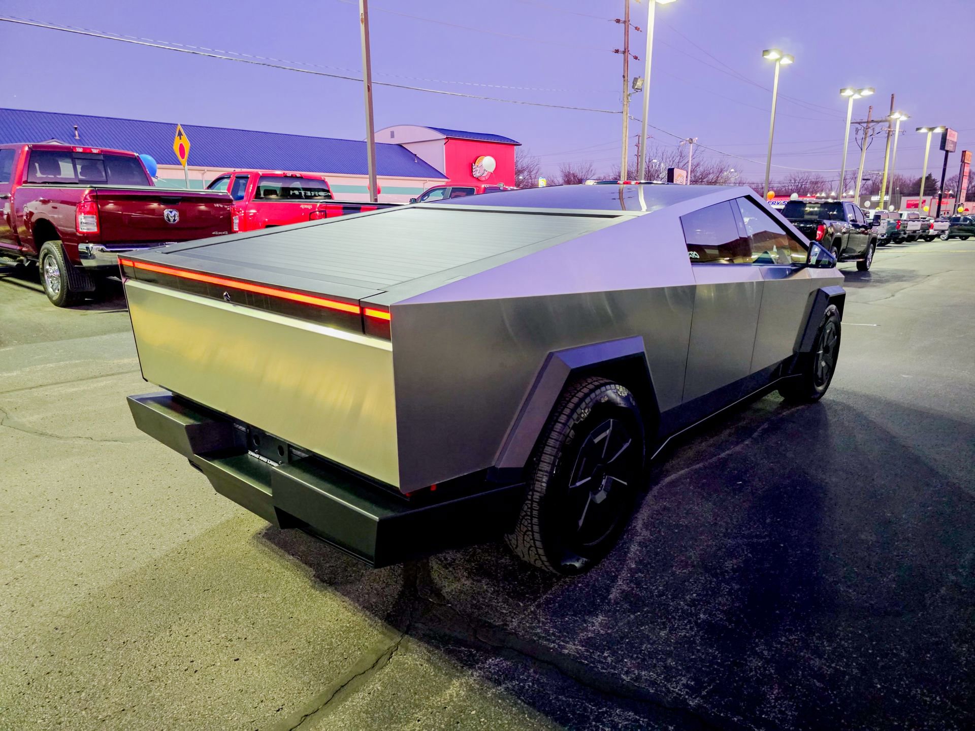 Used 2025 Tesla Cybertruck AWD Crew Cab image 21