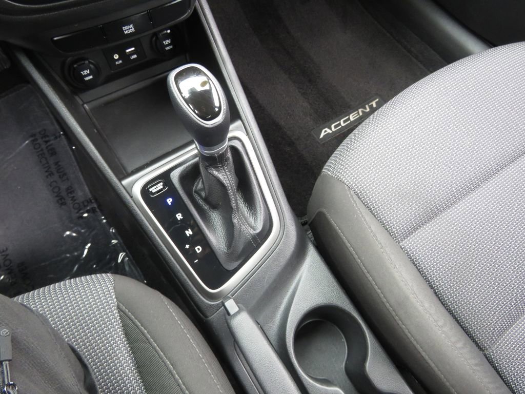 Used 2022 Hyundai Accent SE FWD image 23