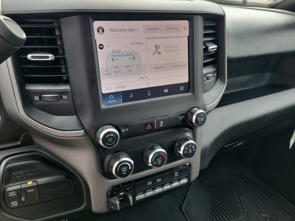 Used 2024 RAM 3500 Tradesman w/ Chrome Appearance Group image 8