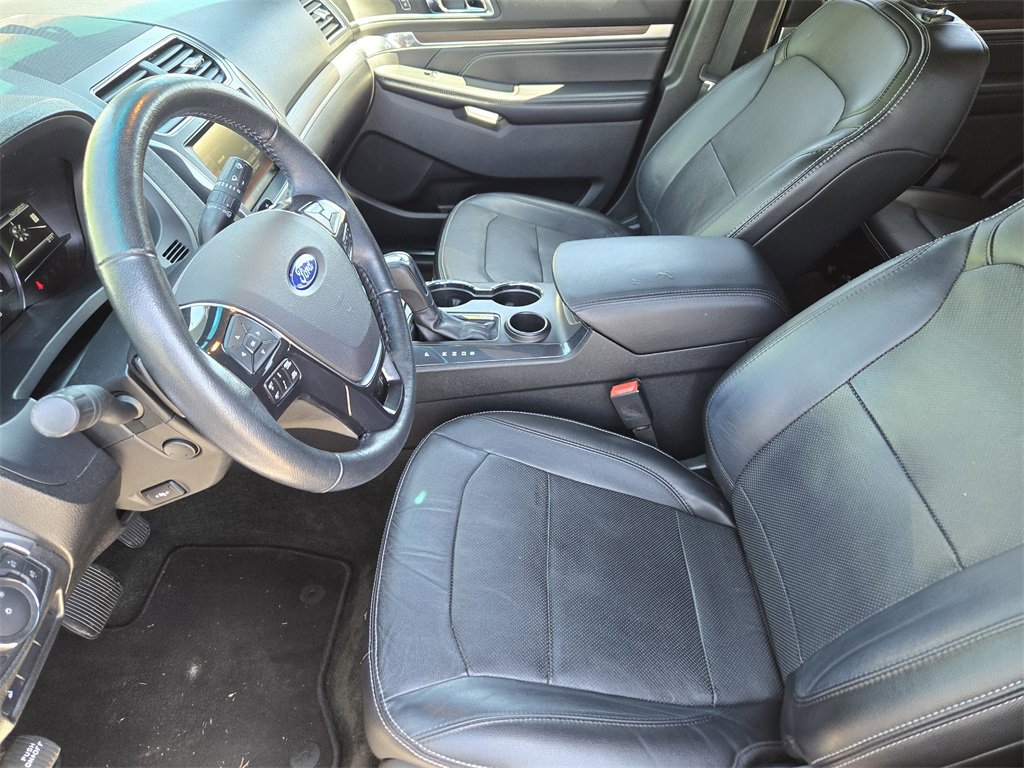 Used 2016 Ford Explorer Limited image 15