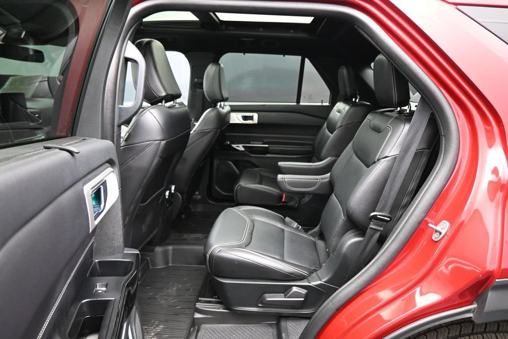 Used 2023 Ford Explorer ST w/ Equipment Group 401A AWD/4WD image 26