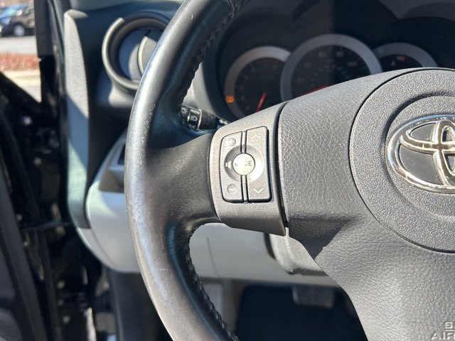 Used 2010 Toyota RAV4 Limited image 17