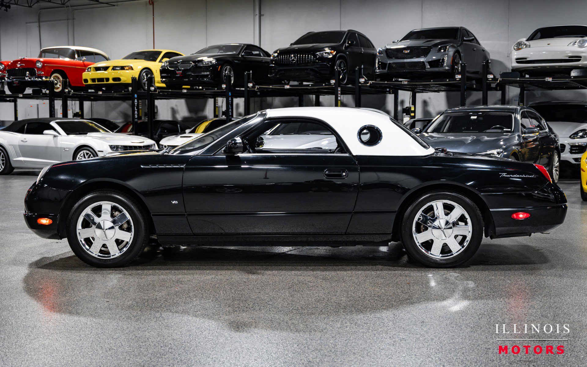 Used 2003 Ford Thunderbird Deluxe image 2