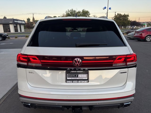 Used 2024 Volkswagen Atlas Peak Edition SEL image 7