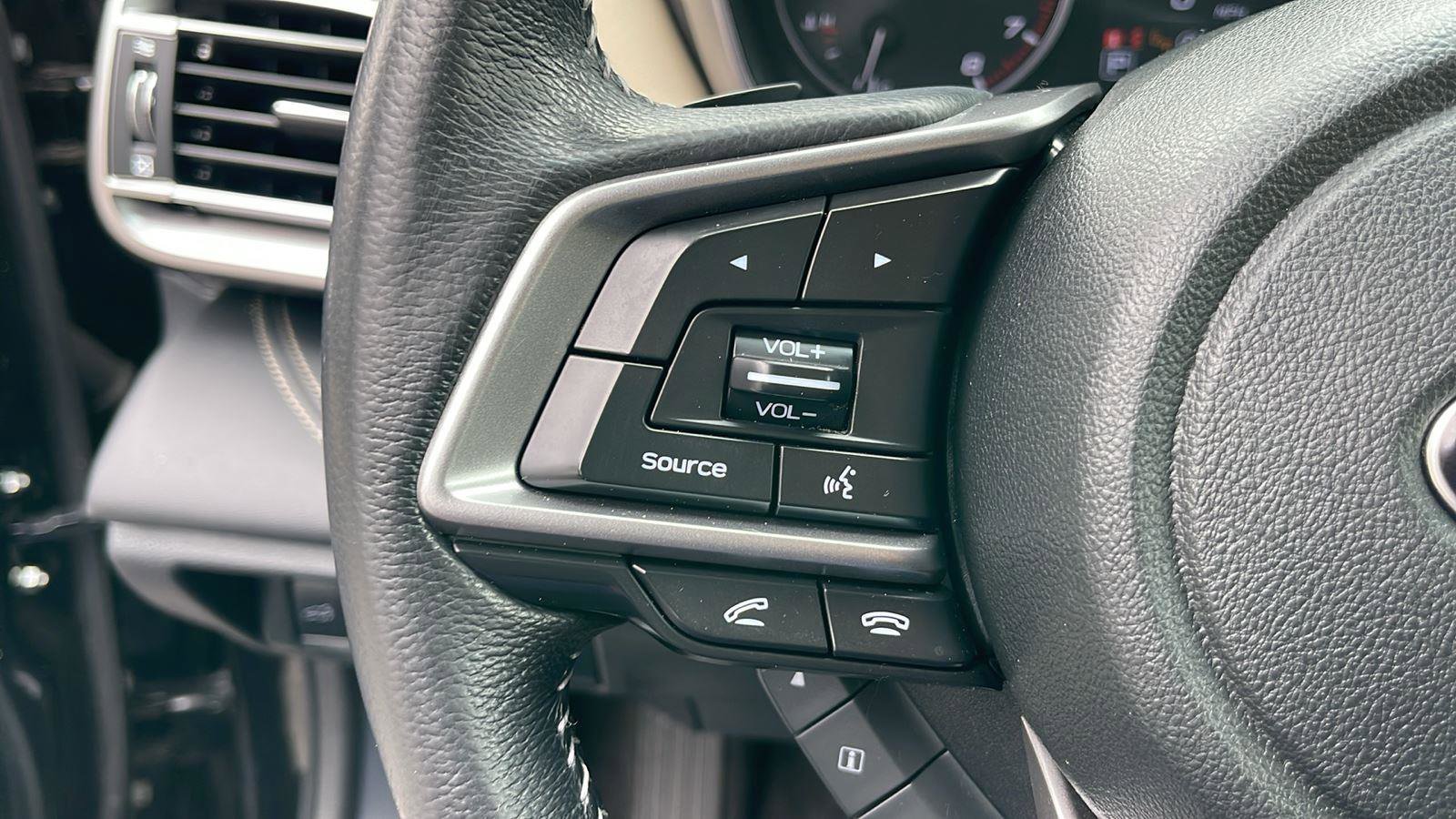 Used 2021 Subaru Outback Limited image 19